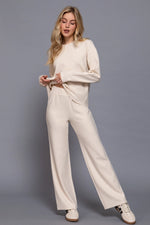 Crema Soft Knit Set