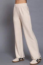 Crema Soft Knit Set