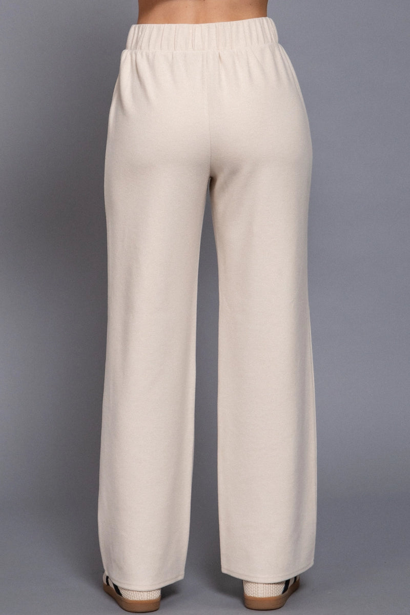Crema Soft Knit Set