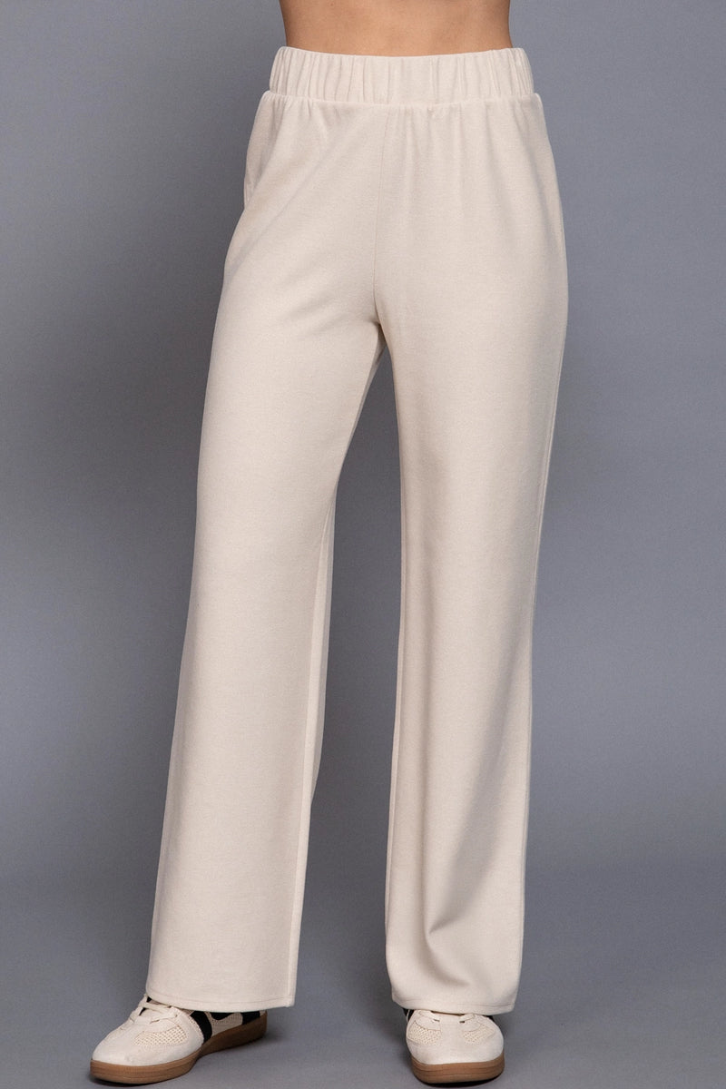 Crema Soft Knit Set