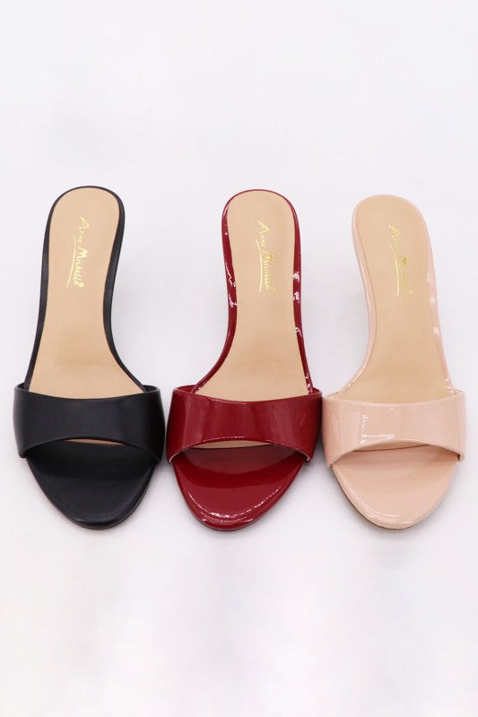 Nude Patent Kitten Heels
